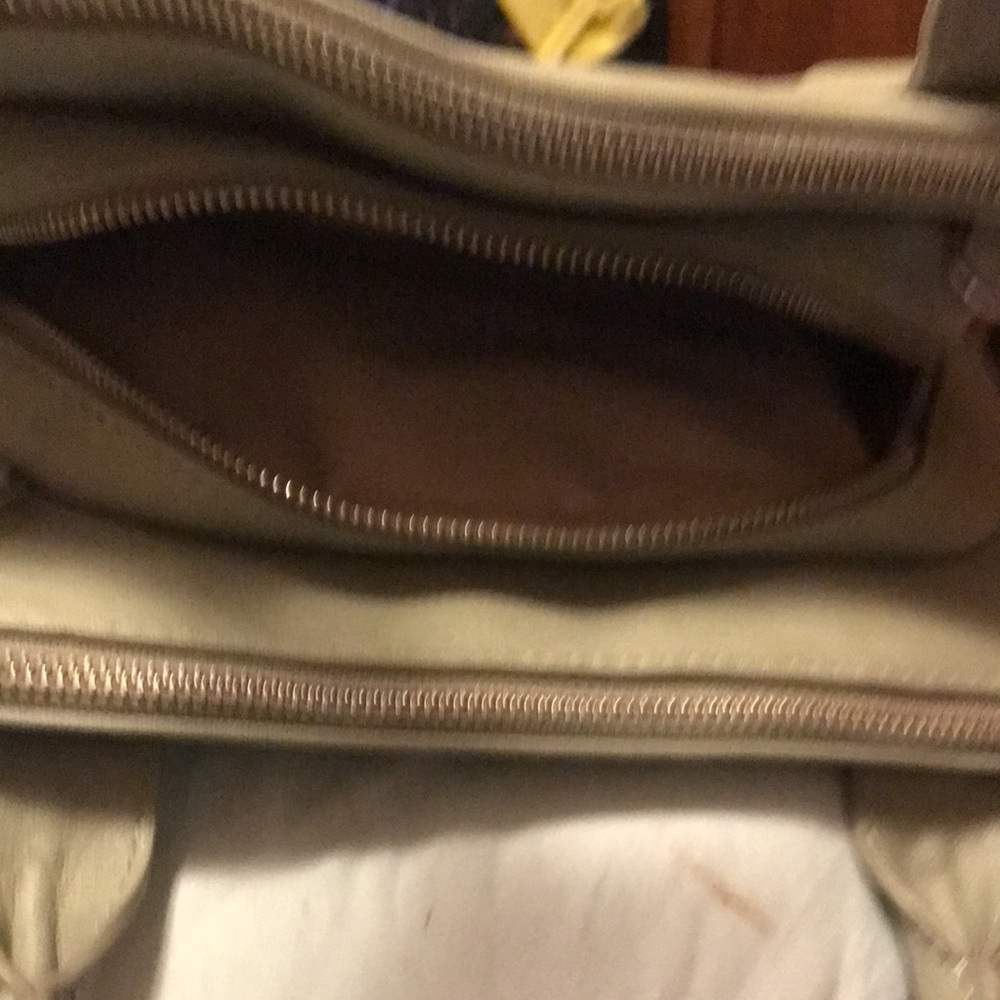 ๐ Purse - Picture 3 of 5